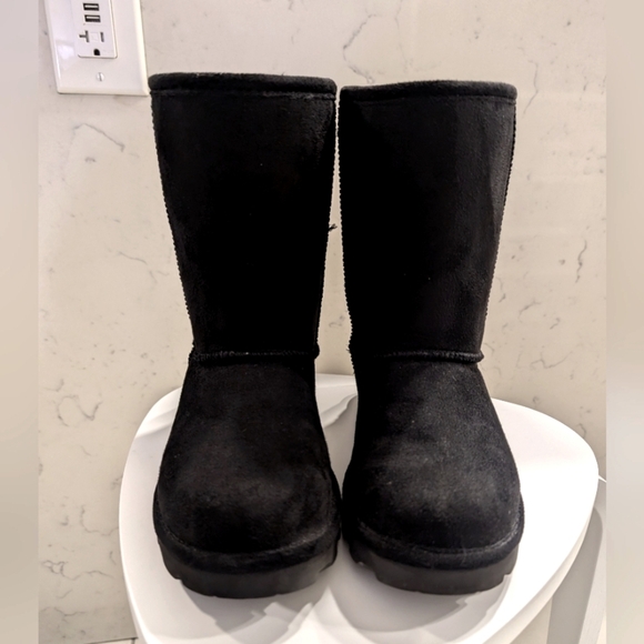 Black Bearpaw Elle Snow Boots 7 - Picture 3 of 9